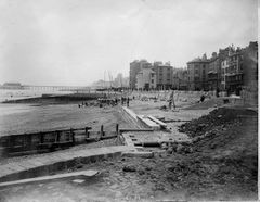 Caroline-Parade-1909